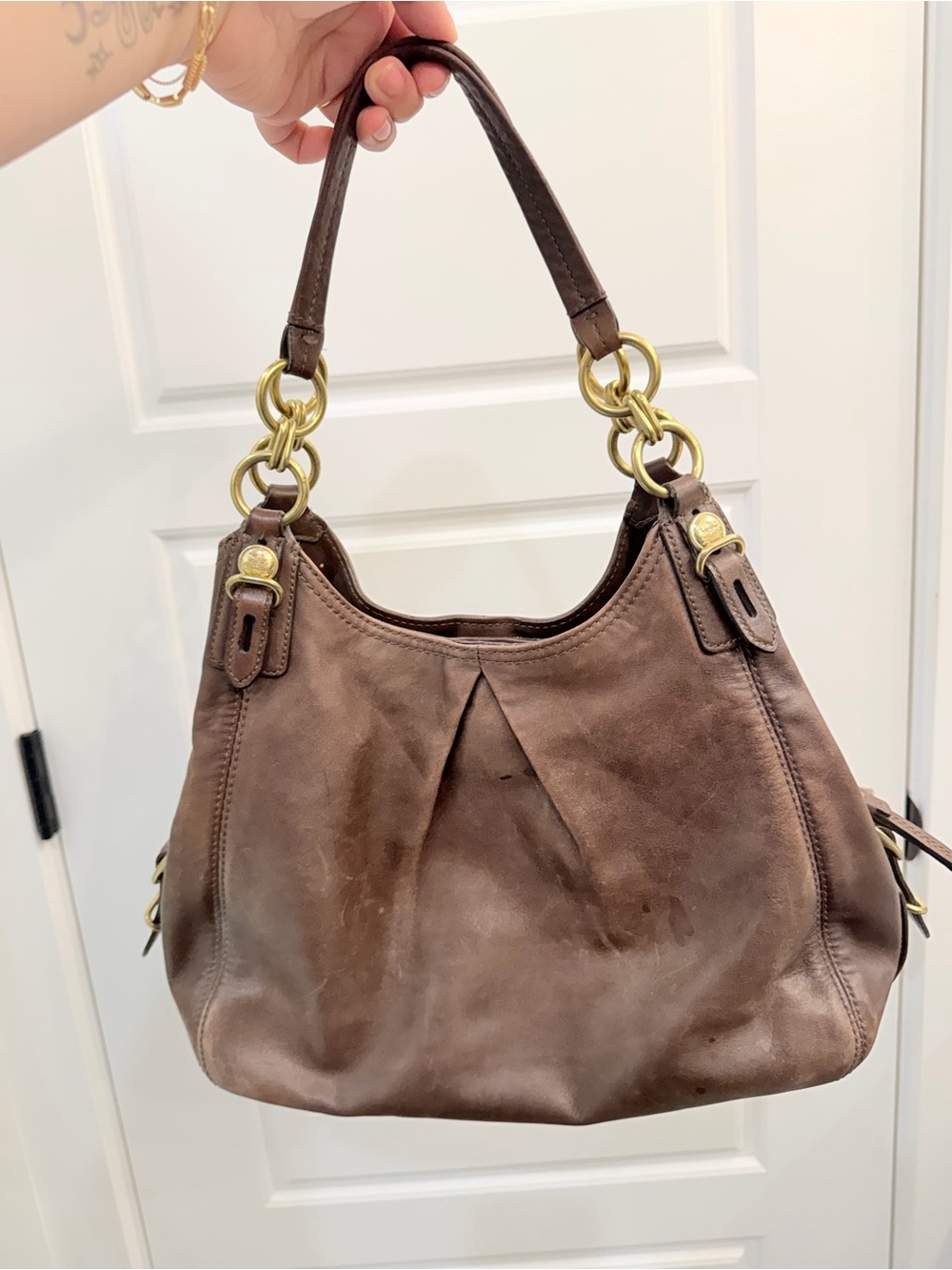Coach Vintage Classic Brown Leather Hobo Bag - Timeless Women's Shoulder Purse